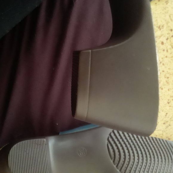 Sandals - Picture 7 of 8